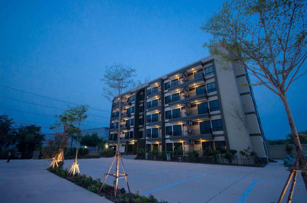The Residence Thepkanjana Ban Khlong Krathum Baen Экстерьер фото