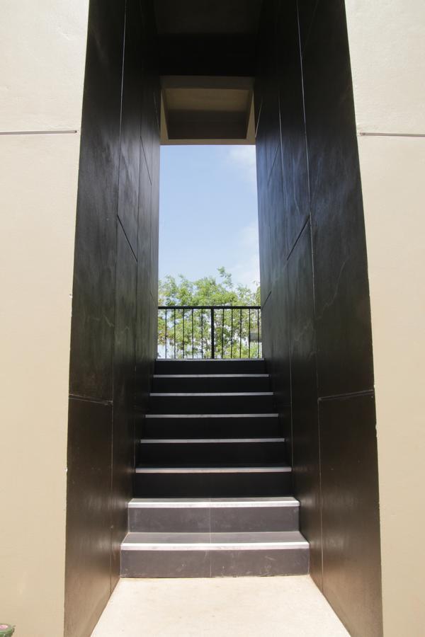 The Residence Thepkanjana Ban Khlong Krathum Baen Экстерьер фото