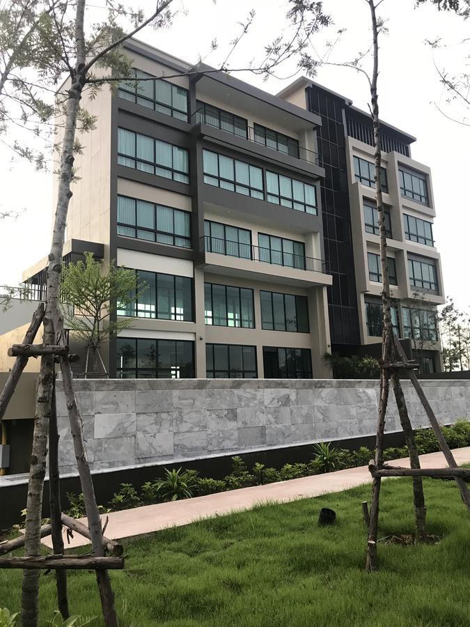 The Residence Thepkanjana Ban Khlong Krathum Baen Экстерьер фото