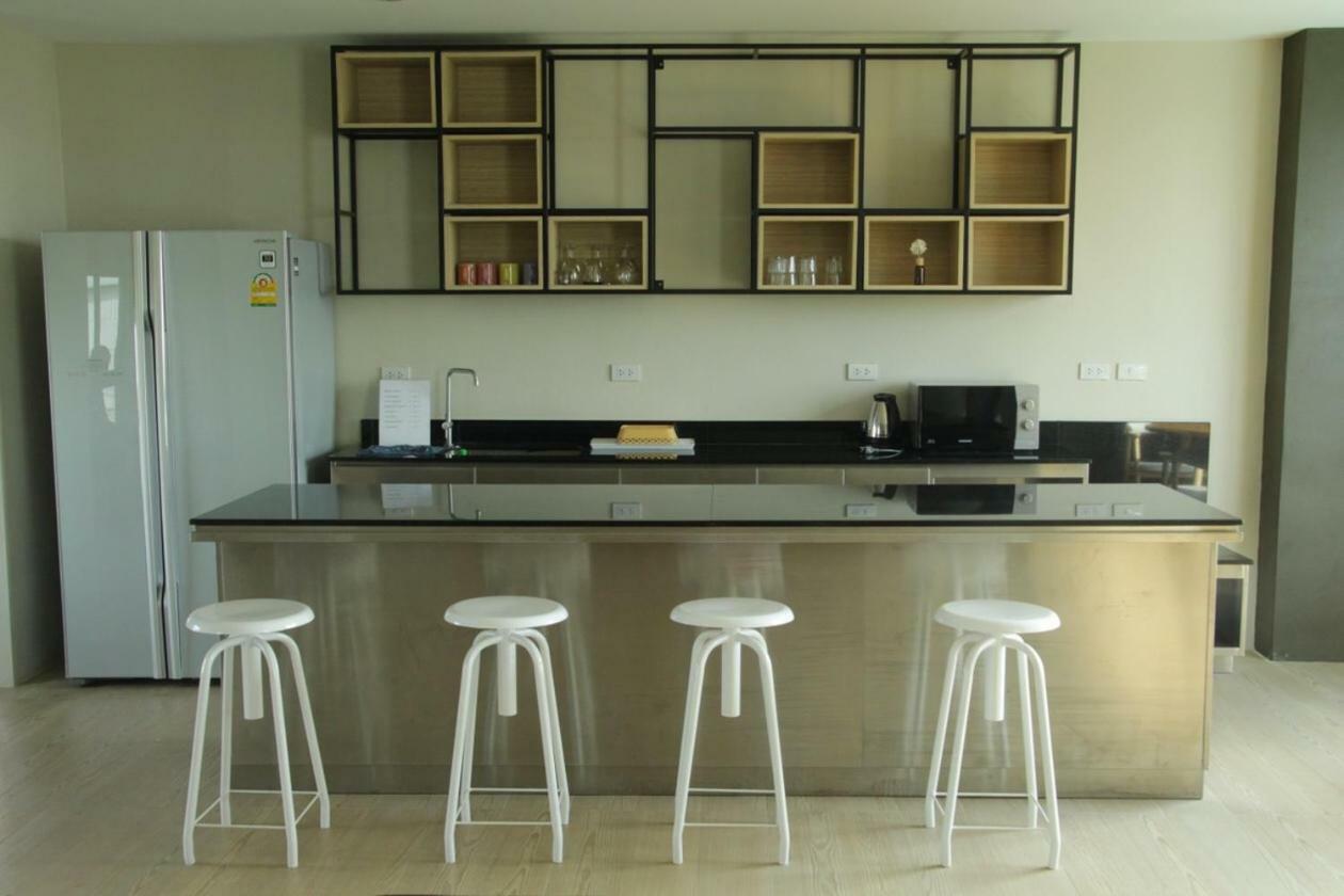 The Residence Thepkanjana Ban Khlong Krathum Baen Экстерьер фото